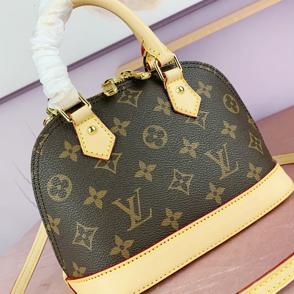 ルイヴィトンバッグ角部分ディテール